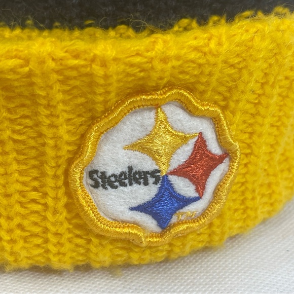 NFL Pittsburgh Steelers Beanie Embroidered Sewn On Patch Logo Hat Cap Pom Poof - Picture 4 of 9